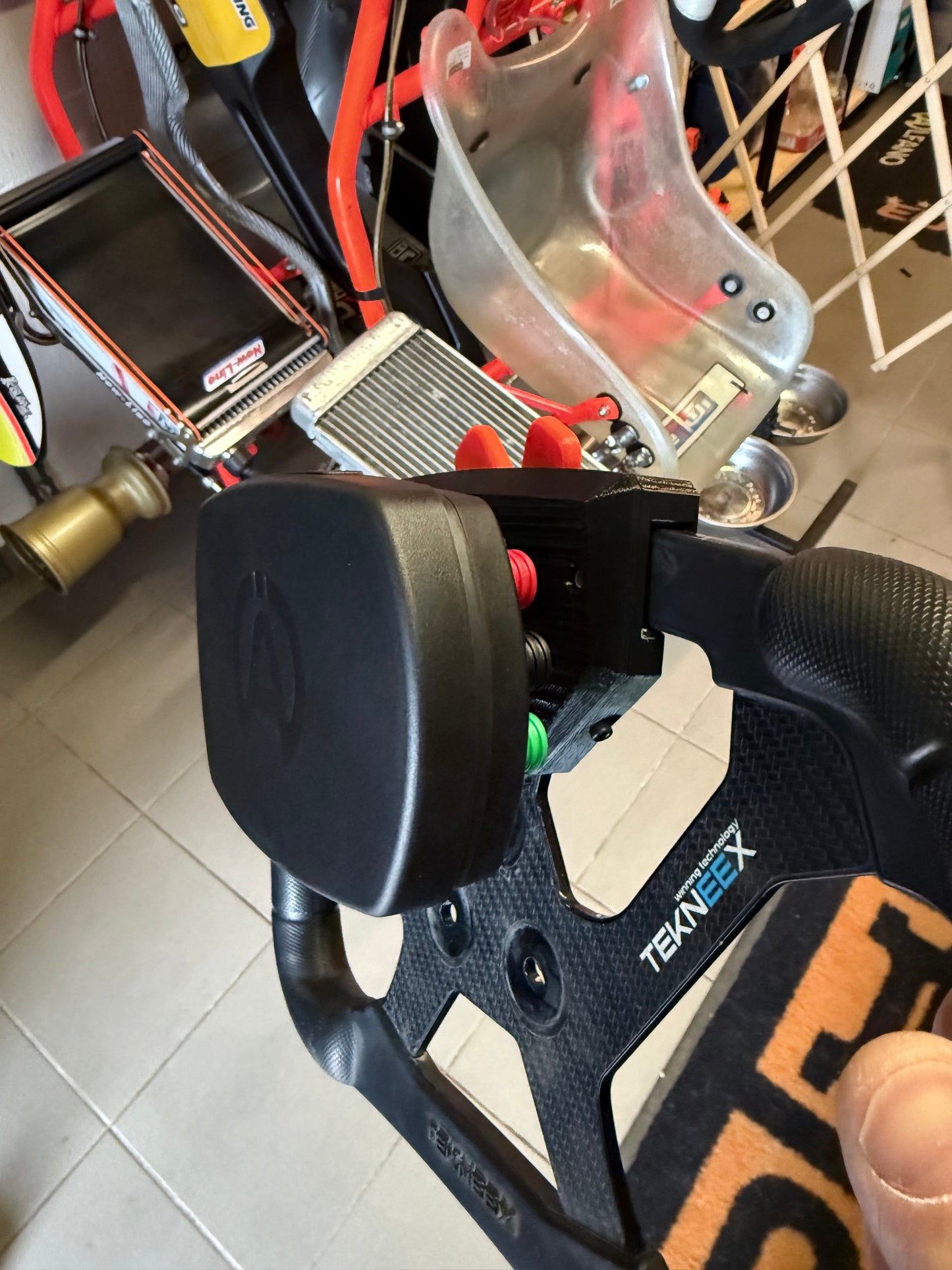 Support télémétrie pour kart de location